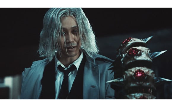 電影「東京喰種」握有“昆克”的真戶吳緒新視覺解禁！ 東京喰種、