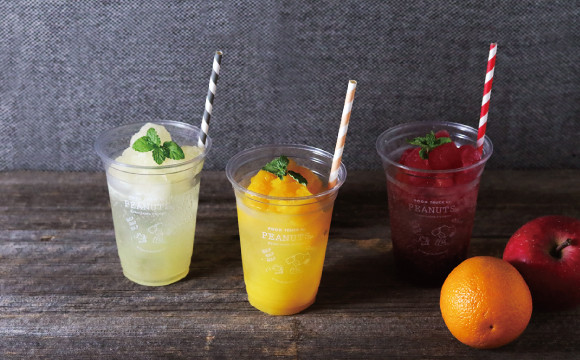 外帶一杯來中目黑散步♪「PEANUTS Café」夏季限定飲料「Frozen Soda」登場！ 日本文化、日本流行、觀光、日本飲食