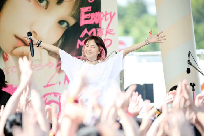 LiSA 記念專輯發售的首次Free Live！同時奪下專輯排行榜第一名 LiSA、