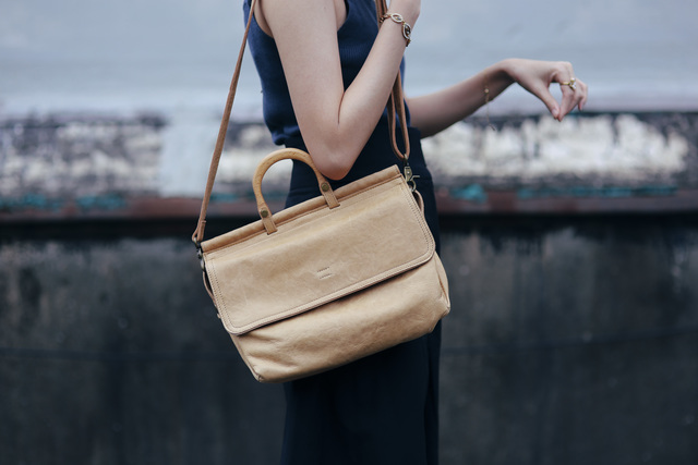 每種場合都適合帶出場！聽衣著指令就能變換個性的醫生包 