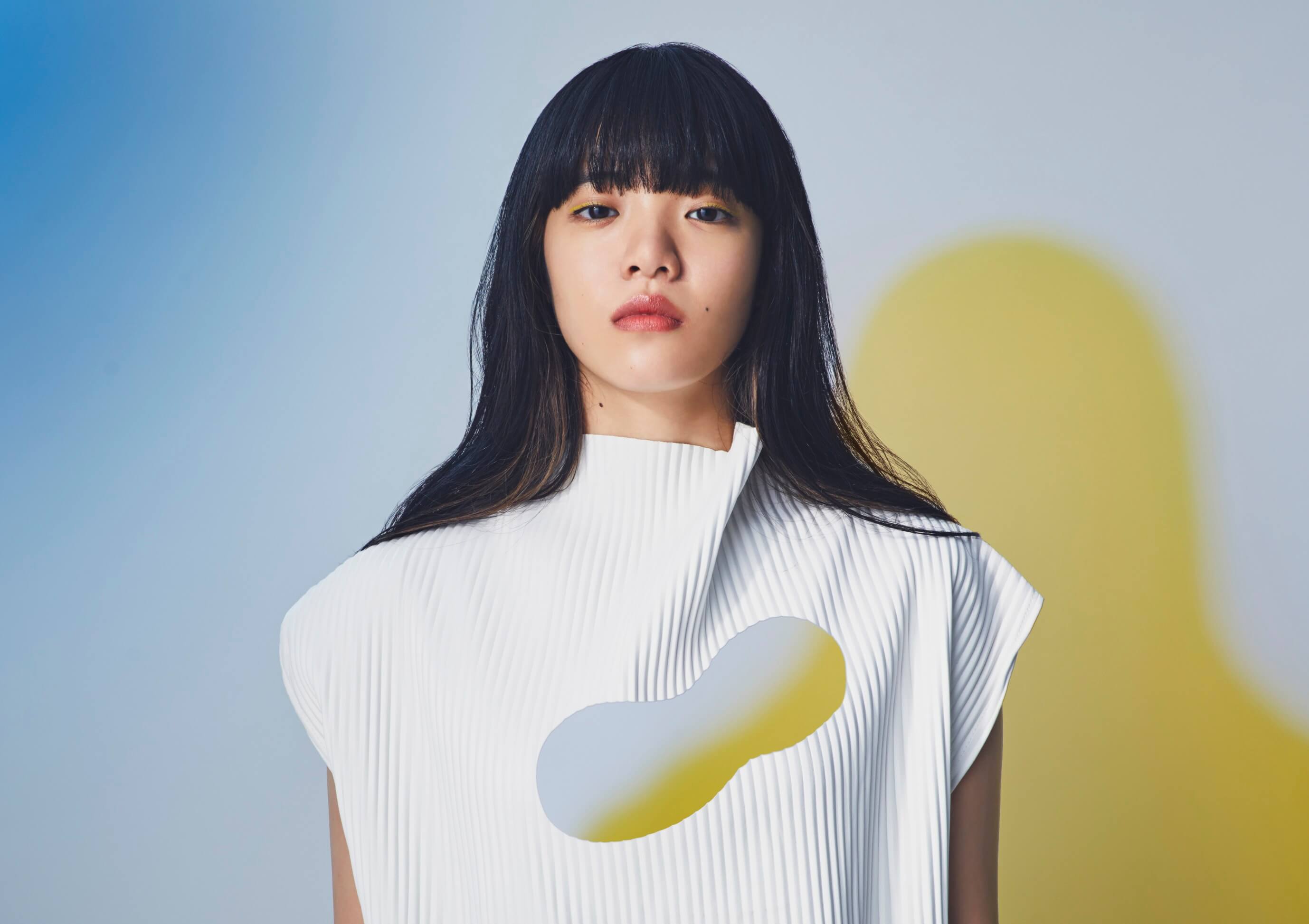 中毒性歌姬Aimyon愛繆於上海拍攝的新歌「金盞花」MV完整版公開