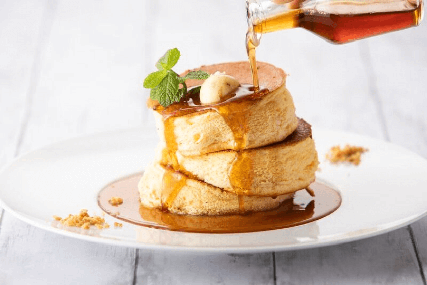 用富士山的熔岩窯烤出爐的“富士山鬆餅”於山梨縣開賣 富士山_、甜點、鬆餅、