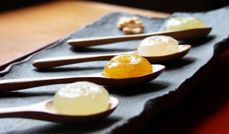 京都人氣伴手禮「蕨餅串」的新商品「水果蕨餅」、「蕨餅汽水」新發售 在京都、甜點、