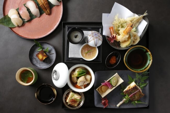 對於訪日本的外國人的服務是去年的3倍。 “THE LANDMARK SQUARE OSAKA”演變為“日本文化的傳播基地” 在大阪、