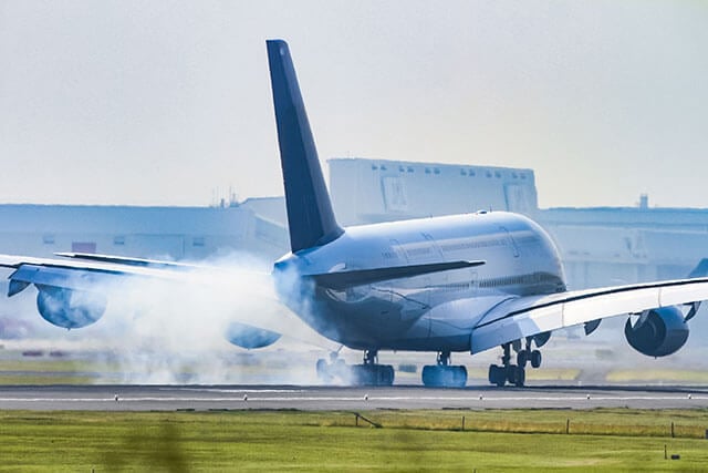 成田機場到東京市區的交通方式：電車、巴士、租車比較 